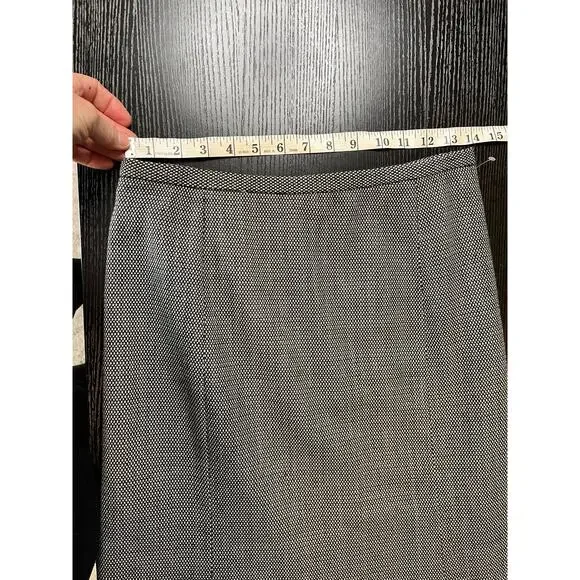 Vintage Harve Benard 100% Wool Classic Old Money Style Trumpet Skirt - Picture 6 of 10